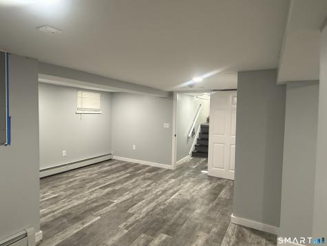 382 Vine Street Hartford CT 06112