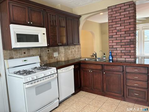 51 Nesbit Avenue West Hartford CT 06119