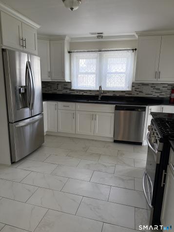 953 Longbrook Avenue Stratford CT 06614