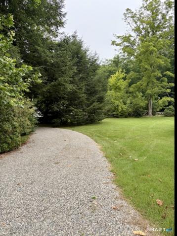 320 Valley Road Easton CT 06612