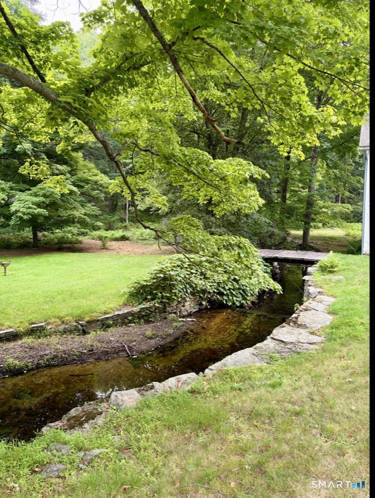 320 Valley Road Easton CT 06612