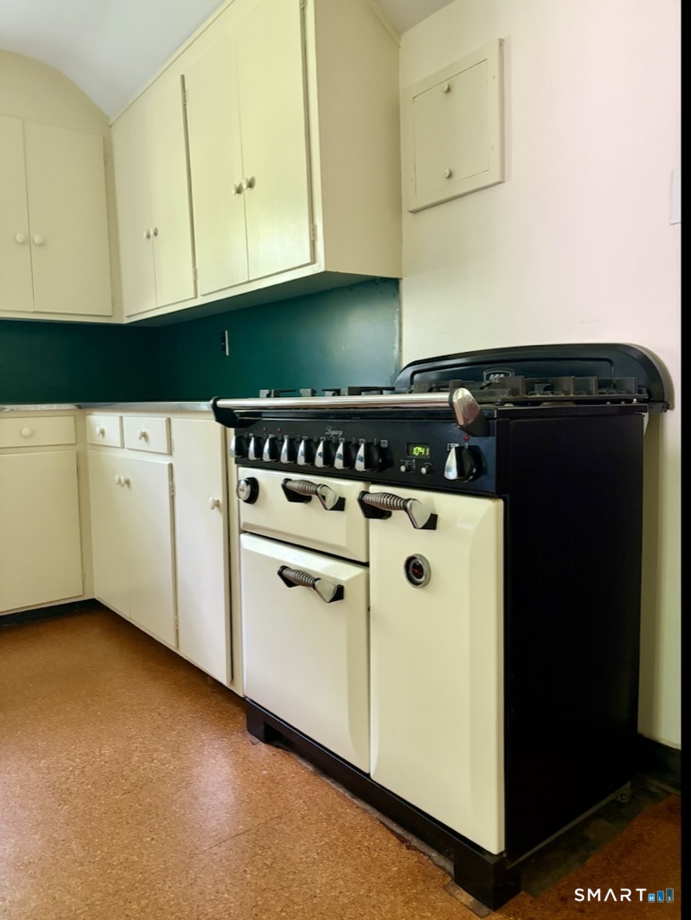 320 Valley Road Easton CT 06612