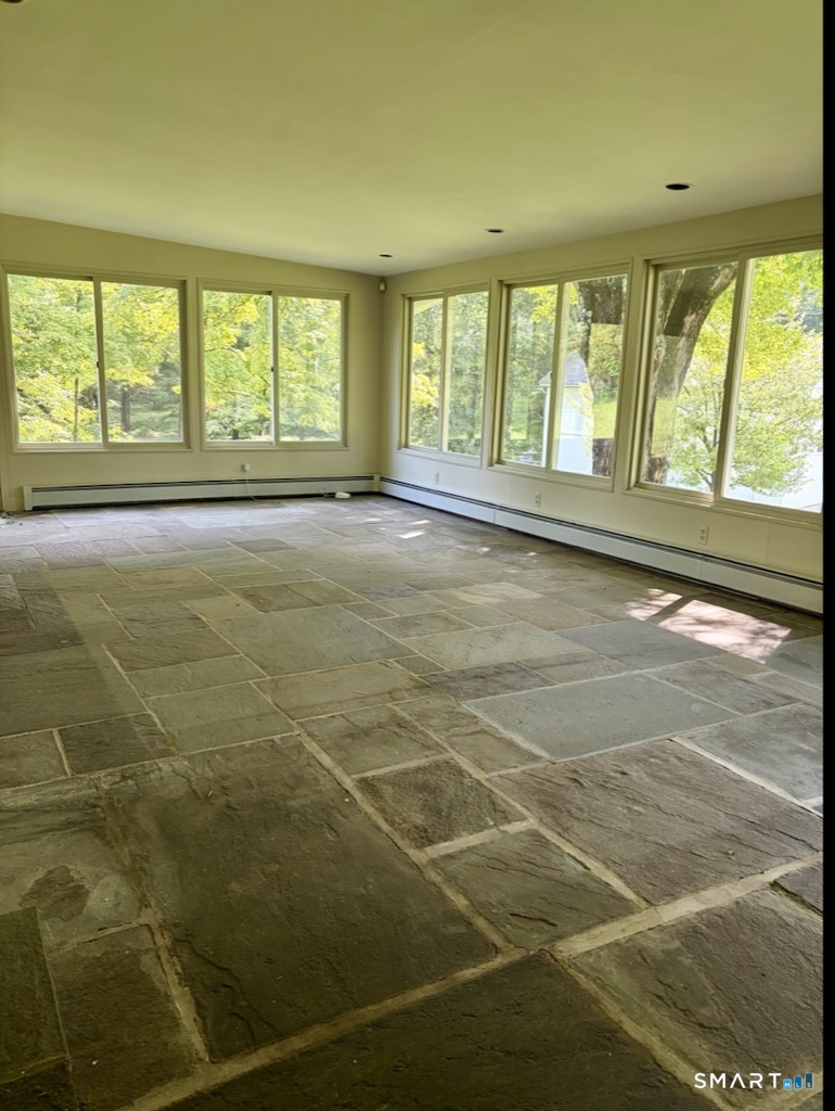 320 Valley Road Easton CT 06612