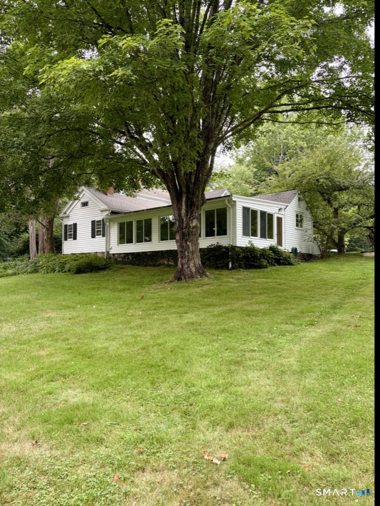 320 Valley Road Easton CT 06612