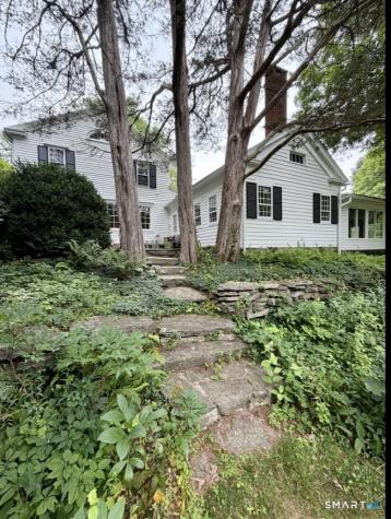 320 Valley Road Easton CT 06612