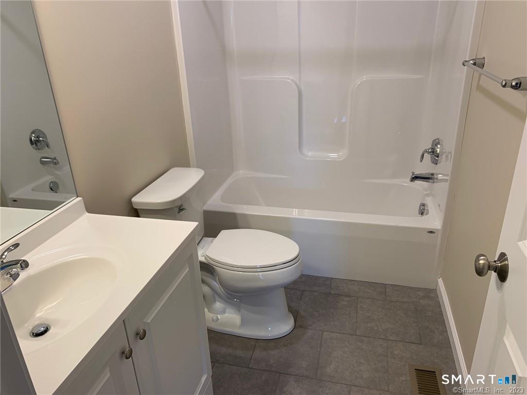 27 Tridell Drive Southington CT 06479