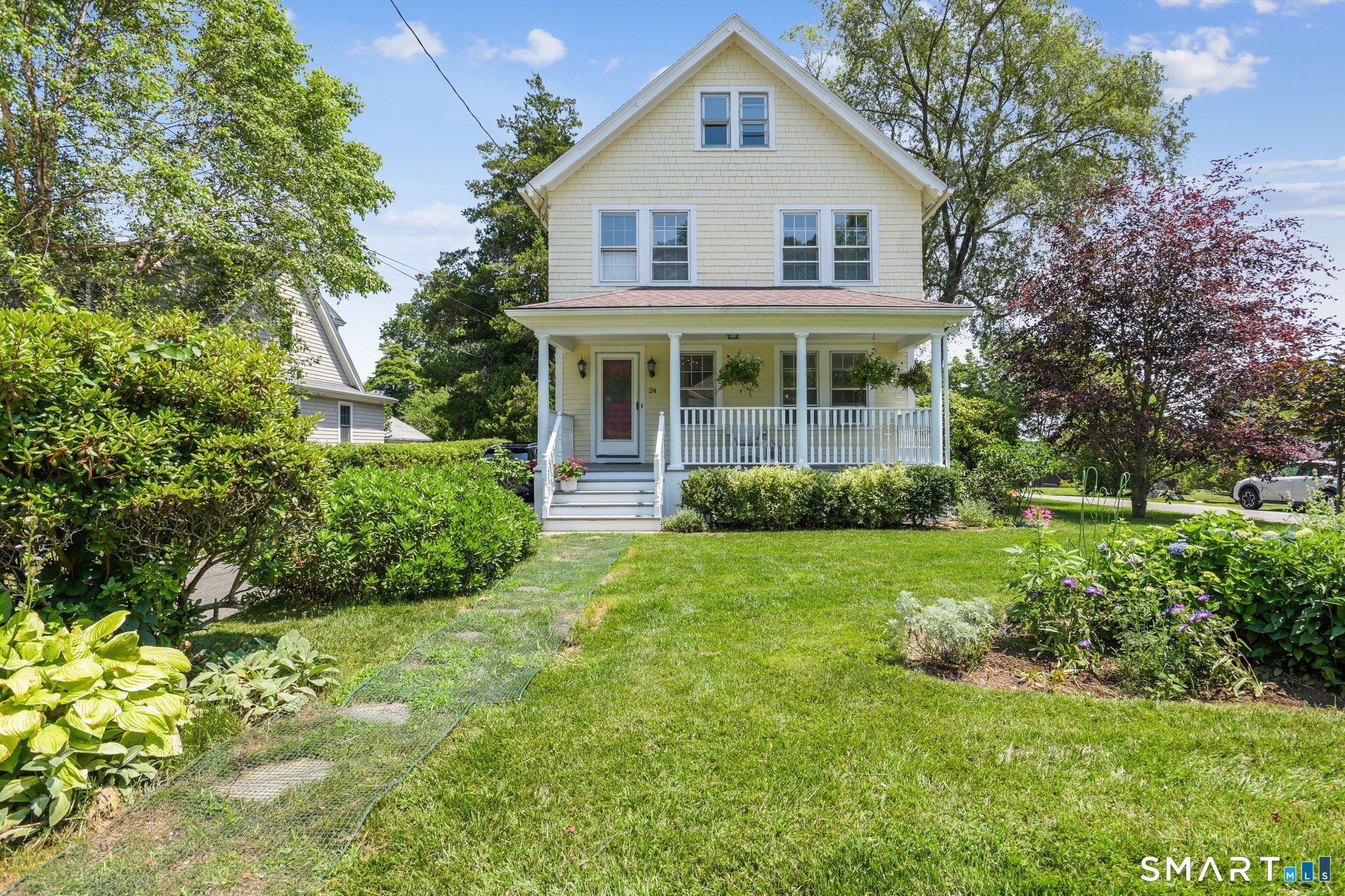24 Warren Avenue Groton CT 06355