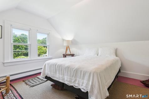 24 Warren Avenue Groton CT 06355