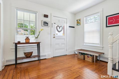 24 Warren Avenue Groton CT 06355