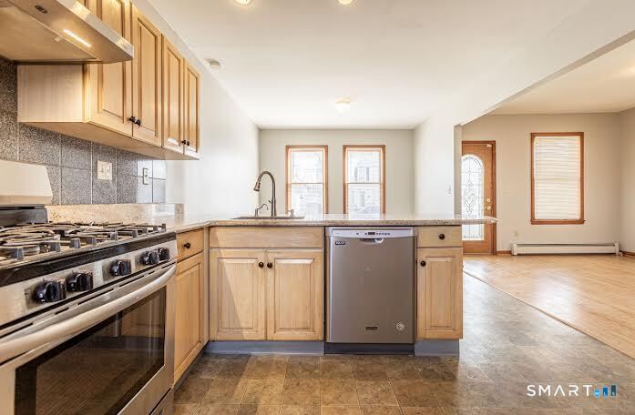 79 Atwater Street West Haven CT 06516