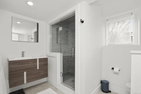 6 Meadowbank Road Greenwich CT 06870