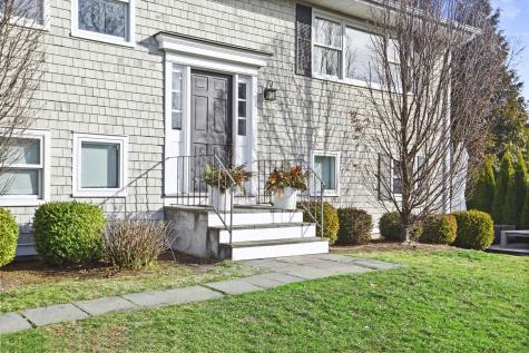 6 Meadowbank Road Greenwich CT 06870