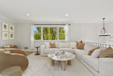 6 Meadowbank Road Greenwich CT 06870