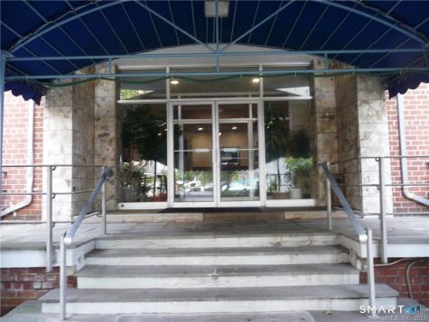 39 Glenbrook Road Stamford CT 06902