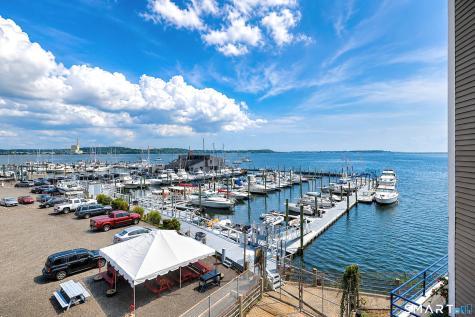 10 Harbour Close Unit 10 New Haven CT 06405