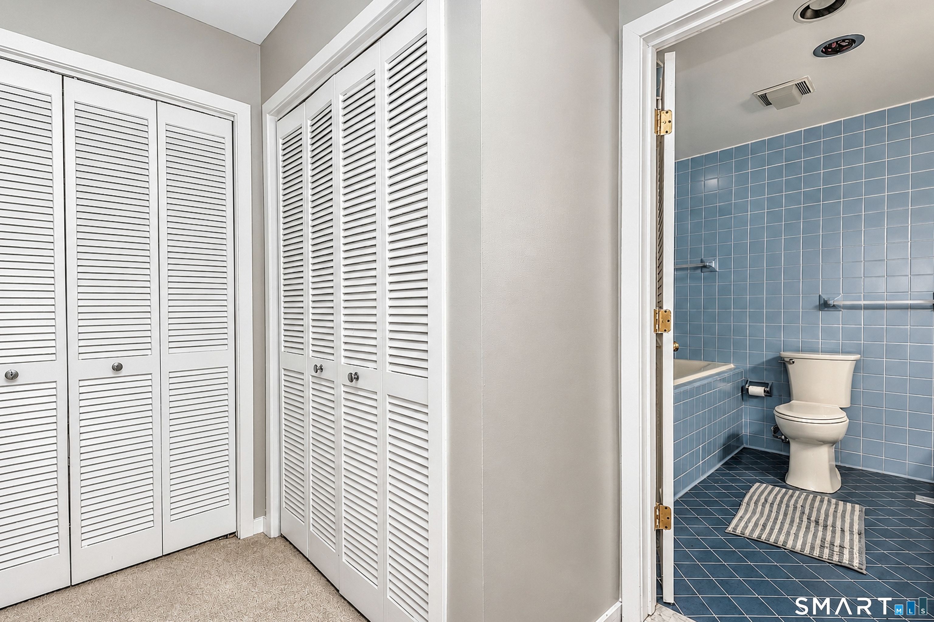 10 Harbour Close Unit 10 New Haven CT 06405