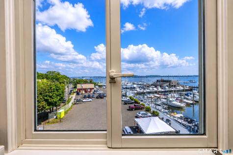 10 Harbour Close Unit 10 New Haven CT 06405