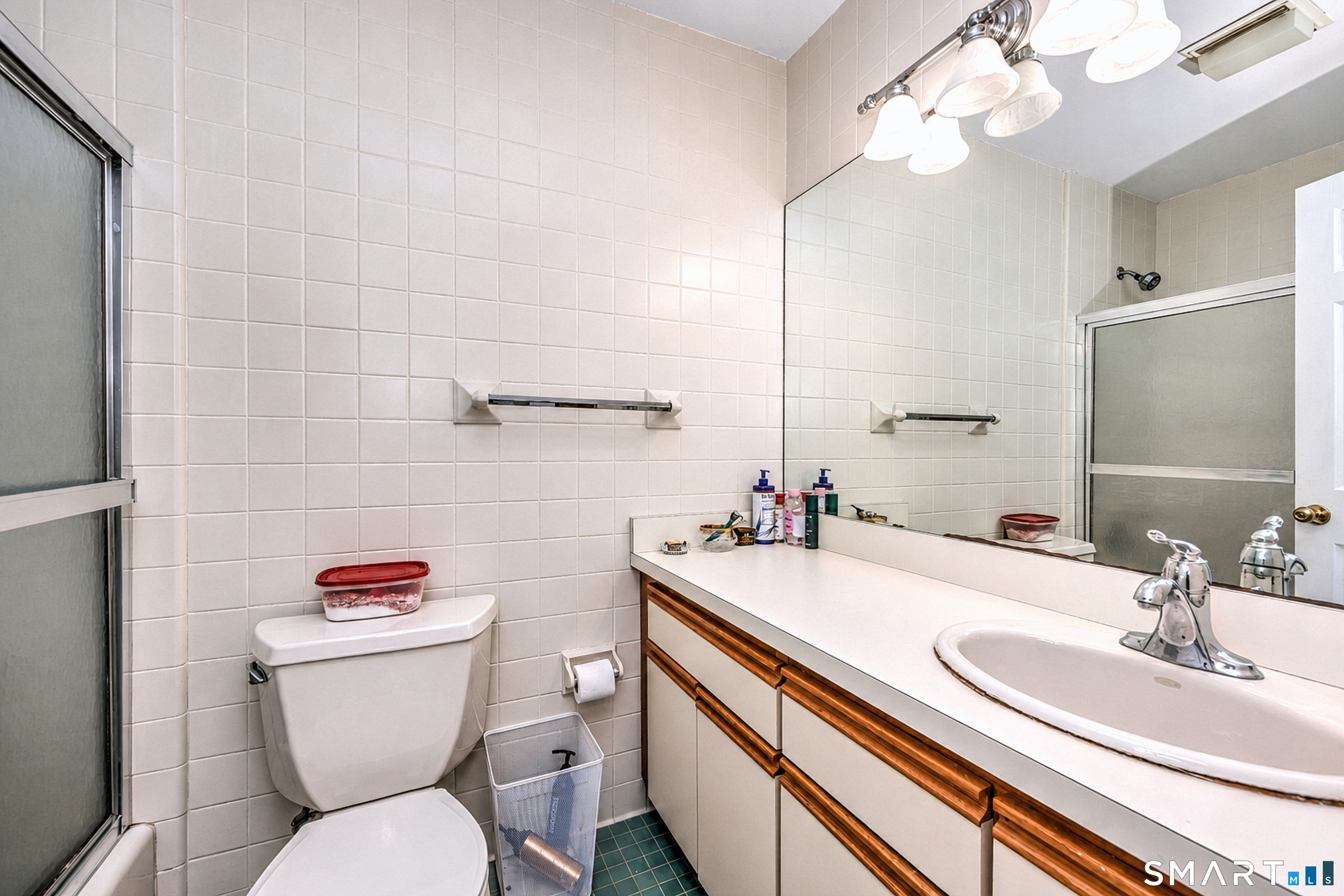 10 Harbour Close Unit 10 New Haven CT 06405