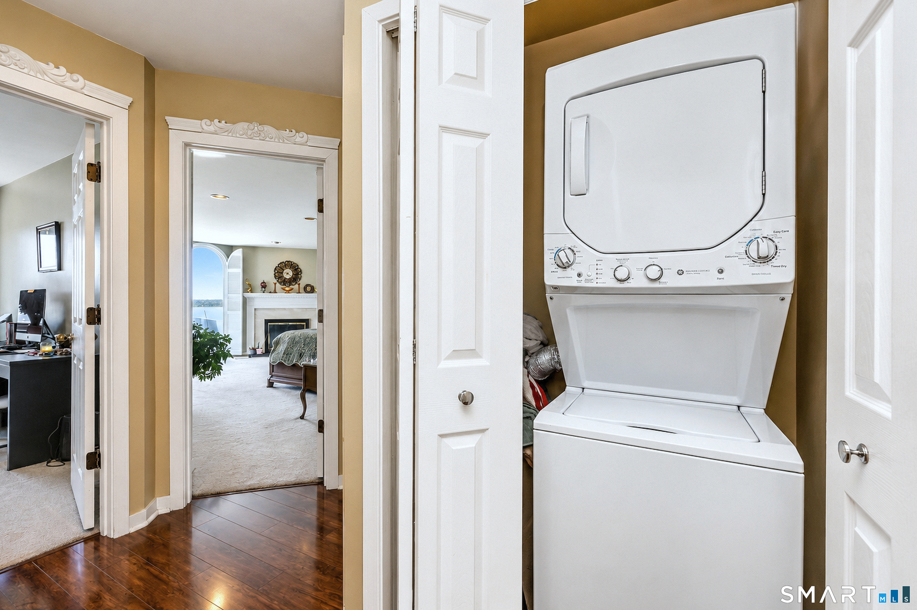 10 Harbour Close Unit 10 New Haven CT 06405