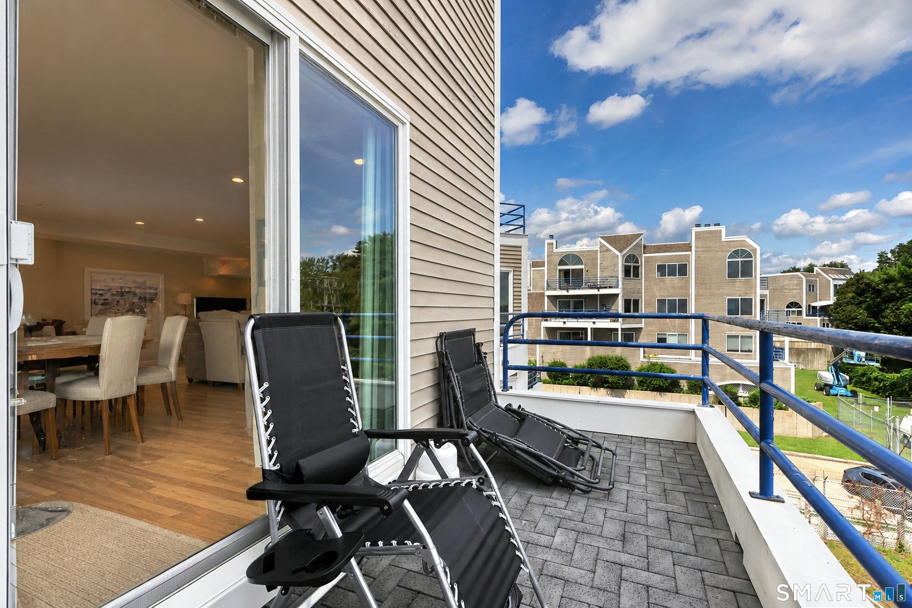 10 Harbour Close Unit 10 New Haven CT 06405