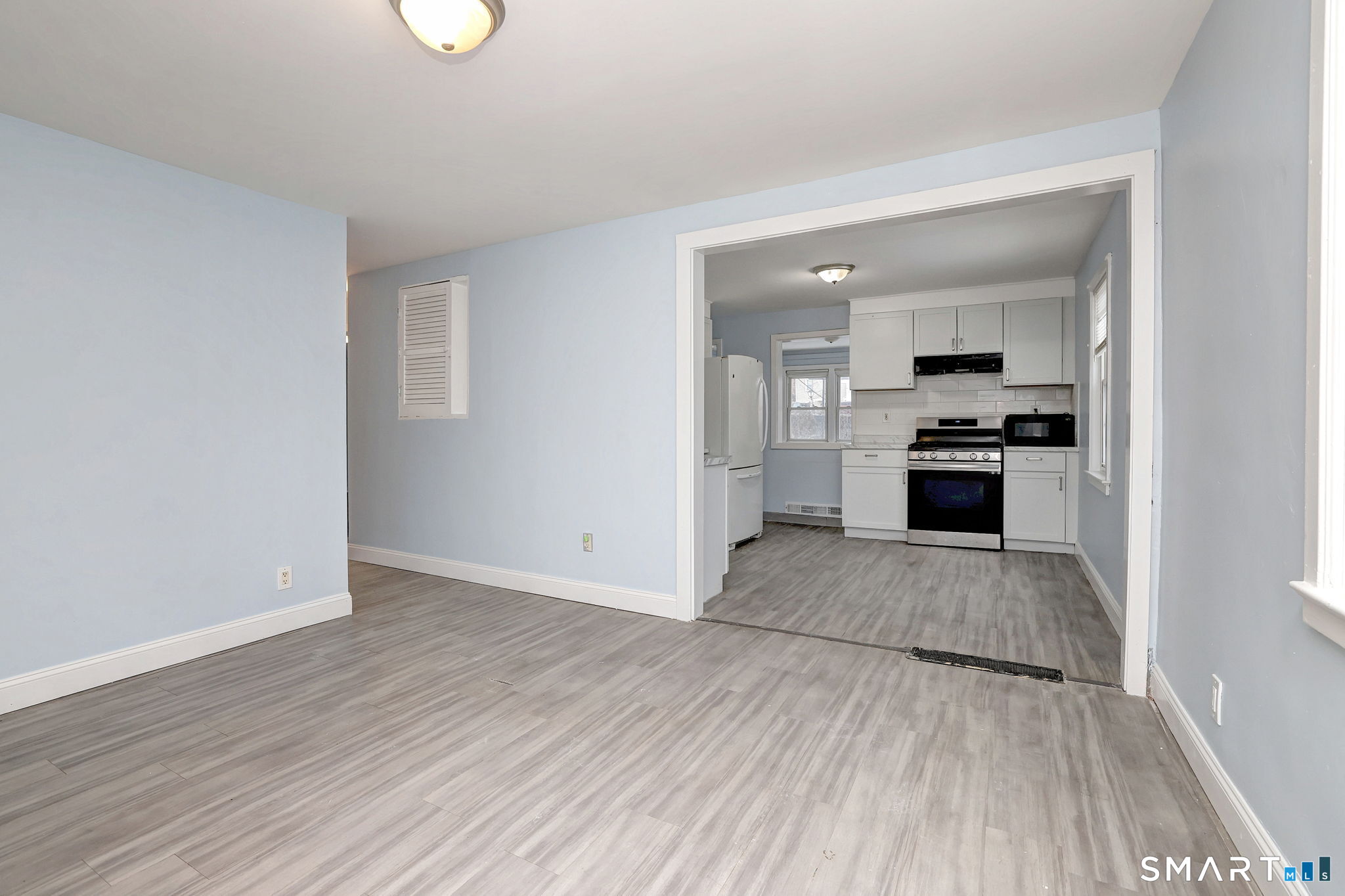 106 Higbie Drive East Hartford CT 06108