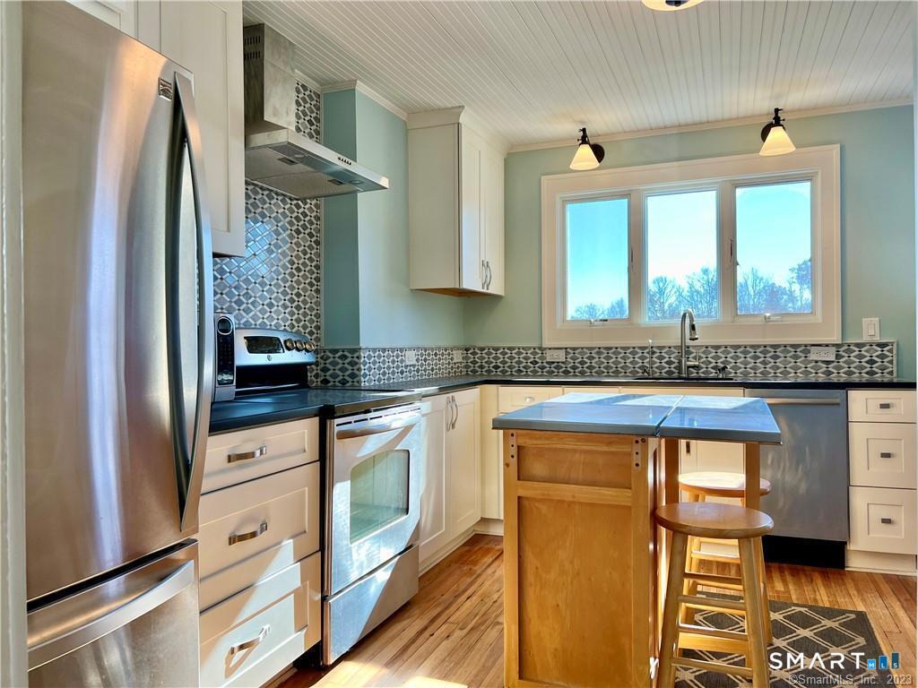 75 Portland Avenue Redding CT 06896