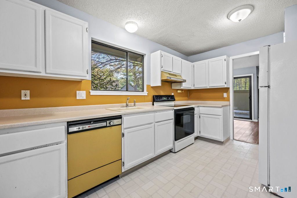 6 Heritage Drive Avon CT 06001