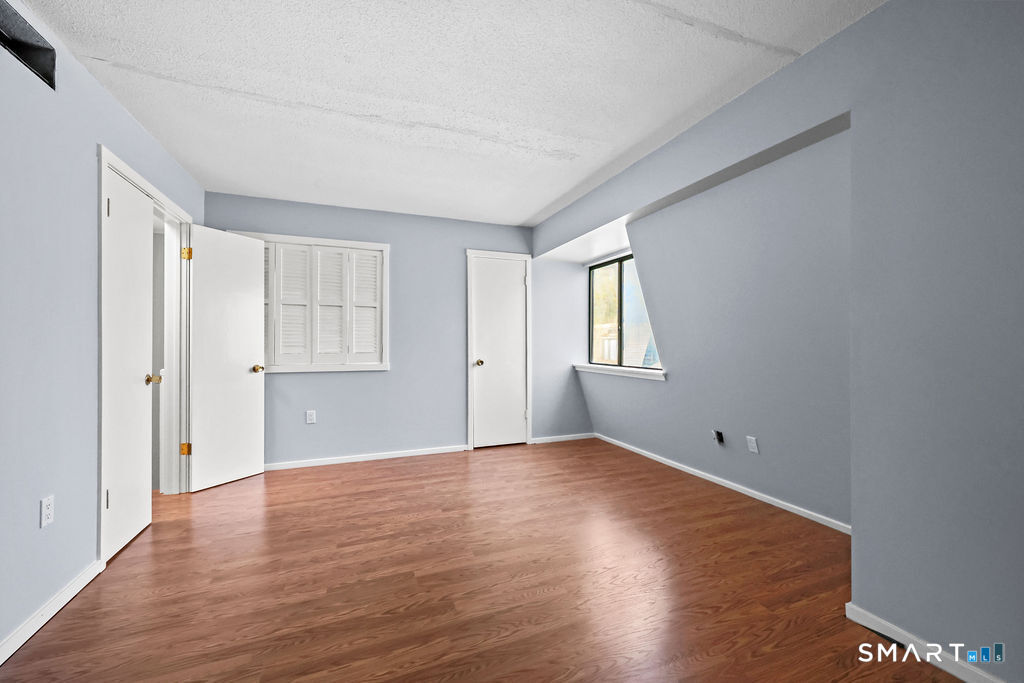 6 Heritage Drive Avon CT 06001