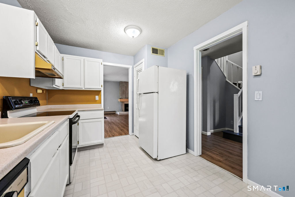 6 Heritage Drive Avon CT 06001