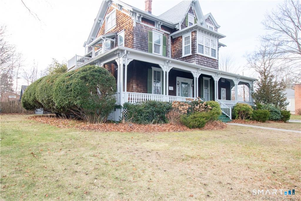883 Montauk Avenue New London CT 06320