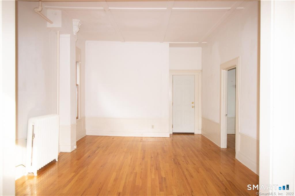 883 Montauk Avenue New London CT 06320