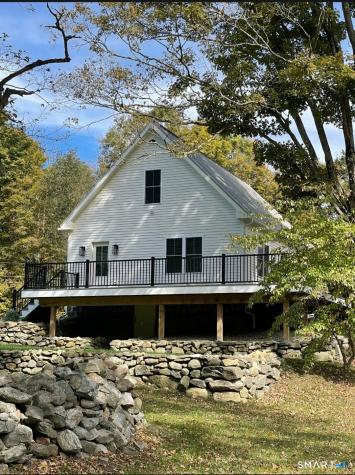15 North Brook Street Hampton CT 06247