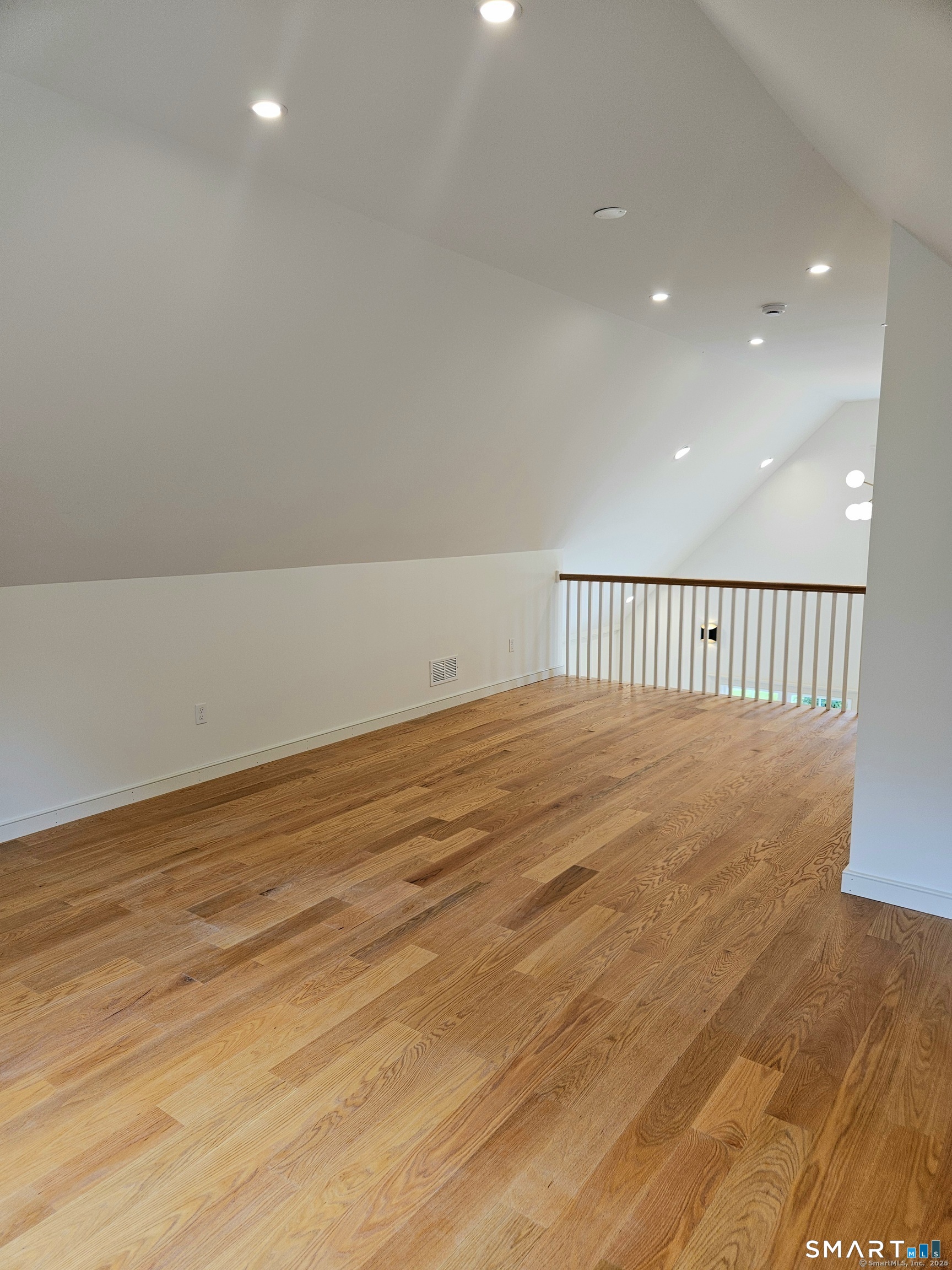 15 North Brook Street Hampton CT 06247