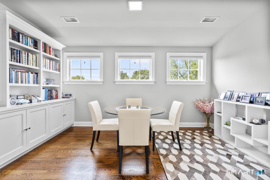 16 Hawthorne South Street Greenwich CT 06831