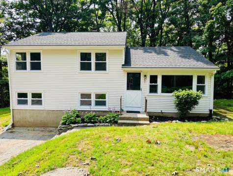 51 Birchwood Road Monroe CT 06468
