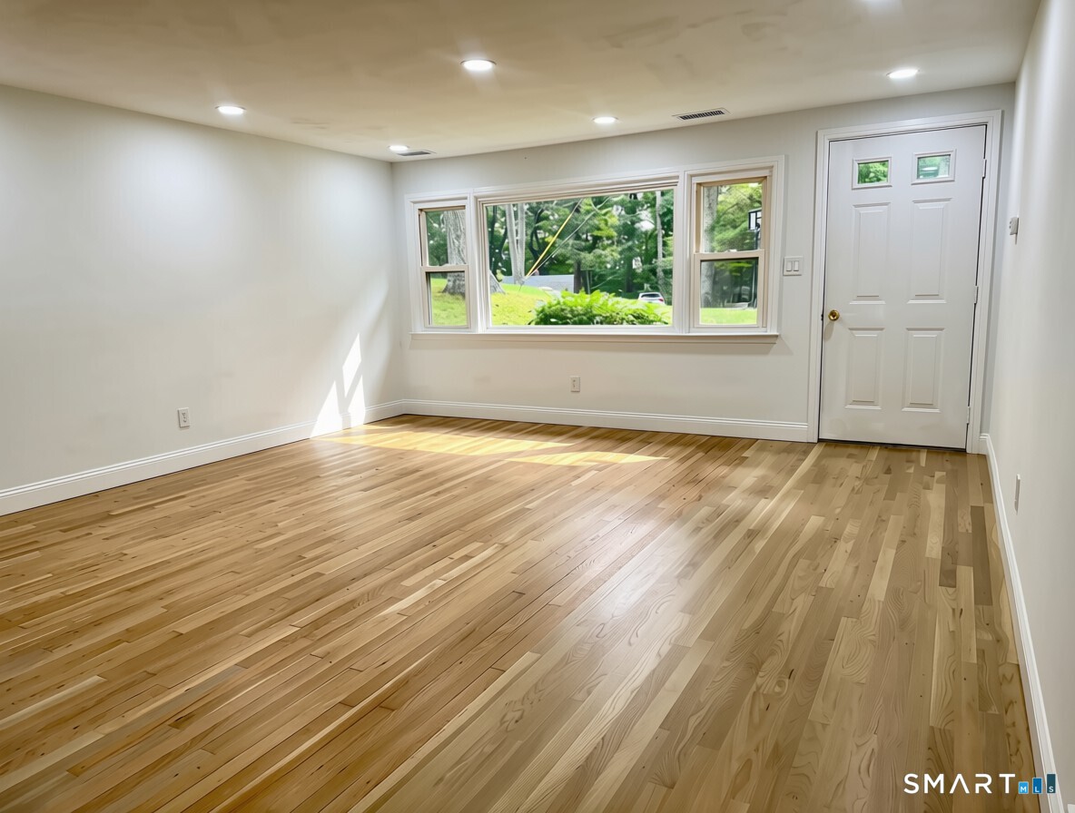 51 Birchwood Road Monroe CT 06468