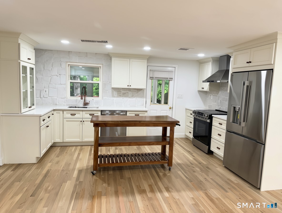 51 Birchwood Road Monroe CT 06468