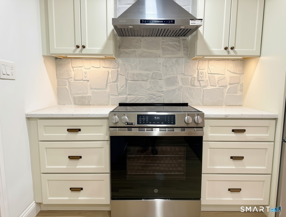 51 Birchwood Road Monroe CT 06468
