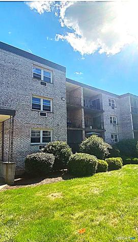 308 Meadowside Road Milford CT 06460