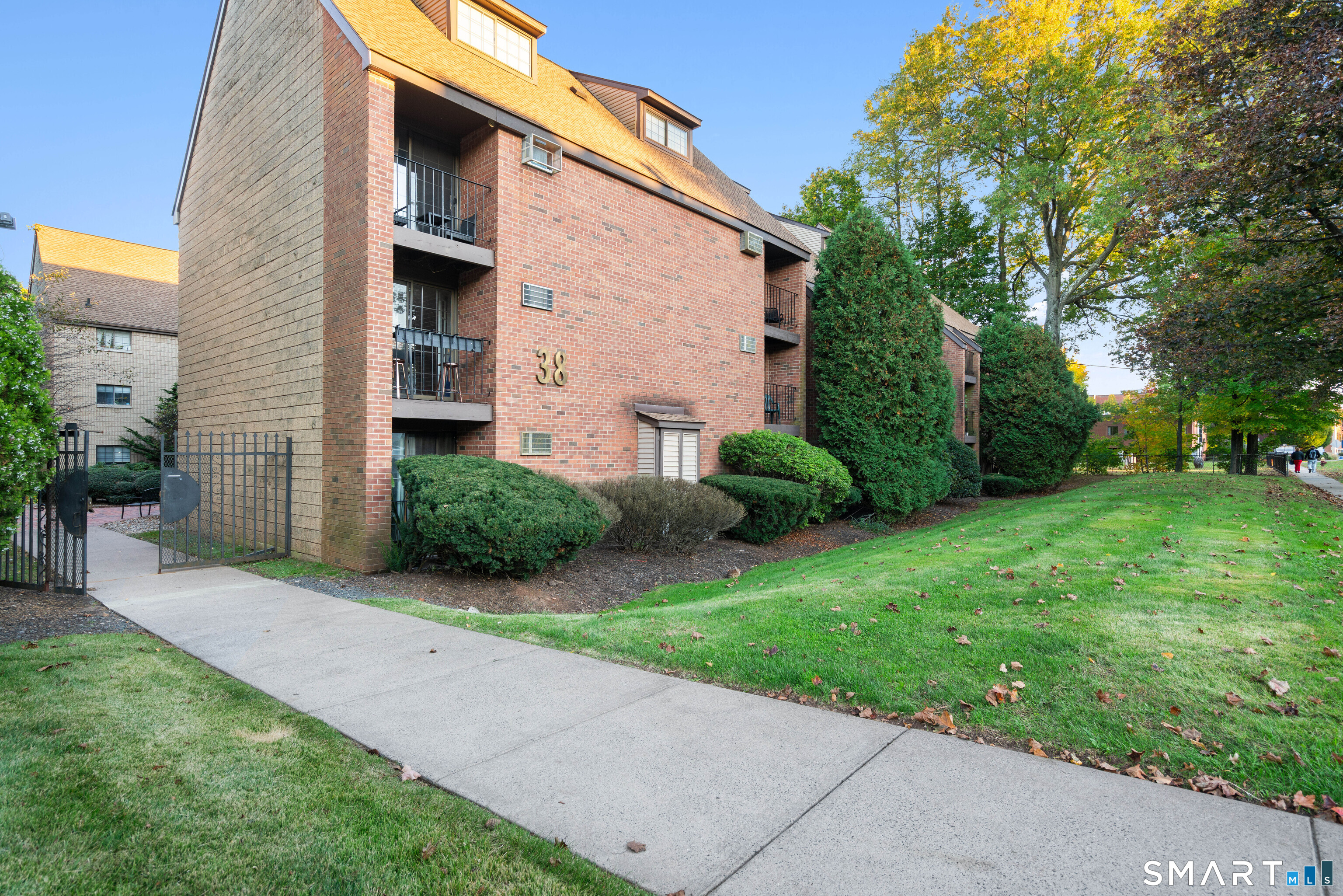 38 North Main Street West Hartford CT 06107