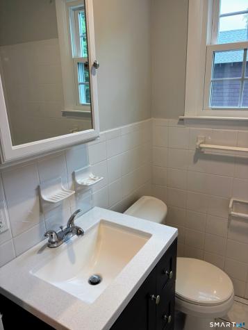 8 Canterbury Lane Clinton CT 06413