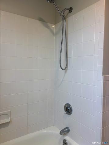 8 Canterbury Lane Clinton CT 06413