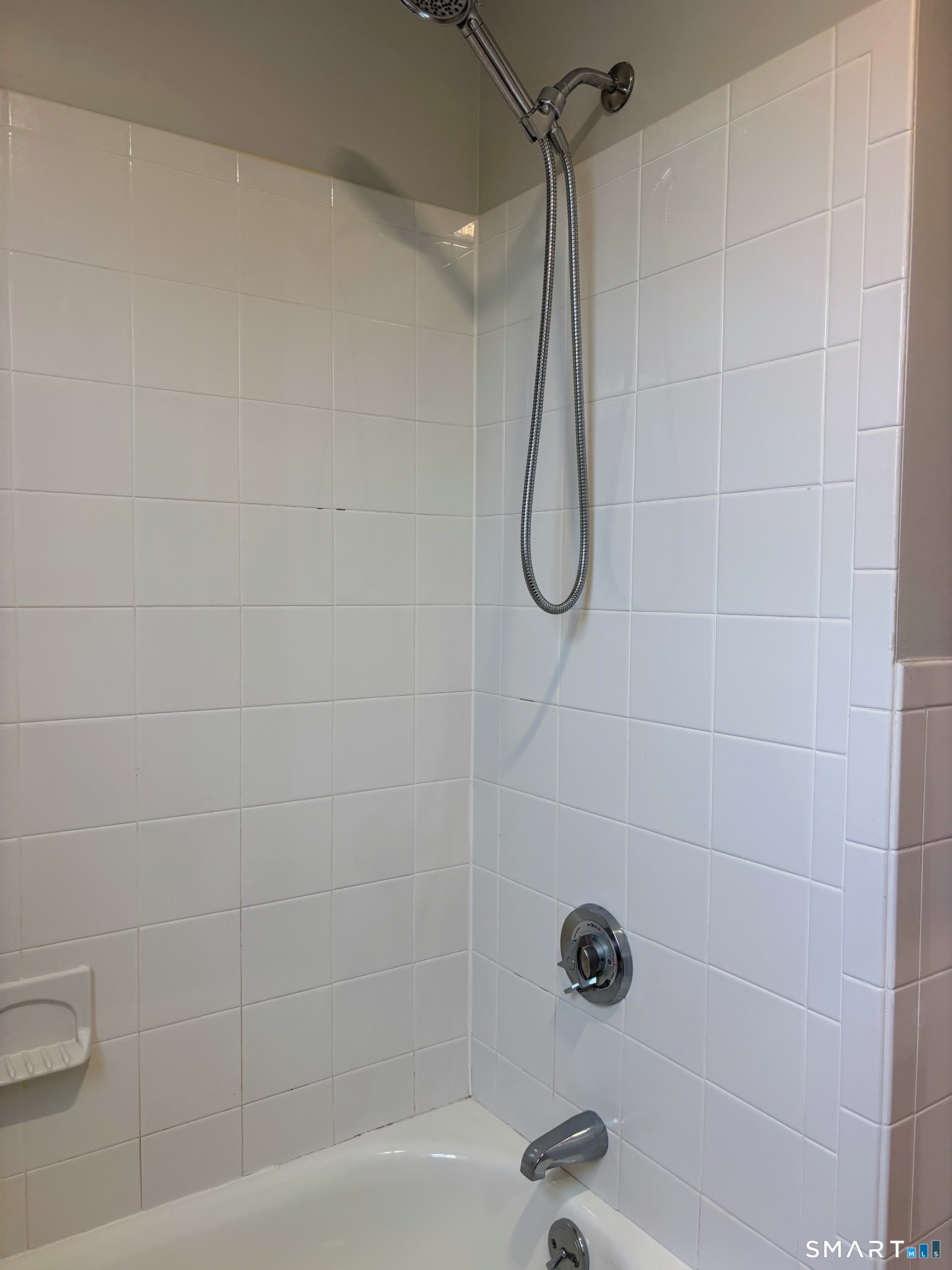 8 Canterbury Lane Clinton CT 06413