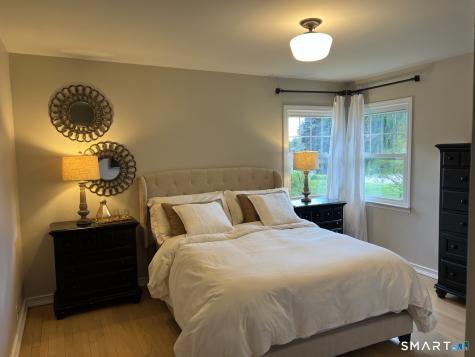 186 Schiller Road Fairfield CT 06825