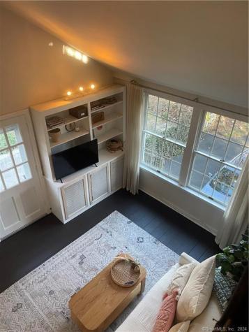 87B Red Coat Road Westport CT 06880