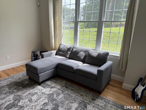 405 Washington Drive Middlebury CT 06762