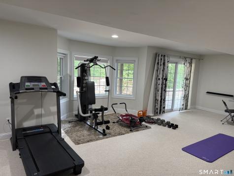 405 Washington Drive Middlebury CT 06762