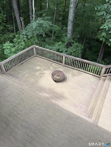 405 Washington Drive Middlebury CT 06762