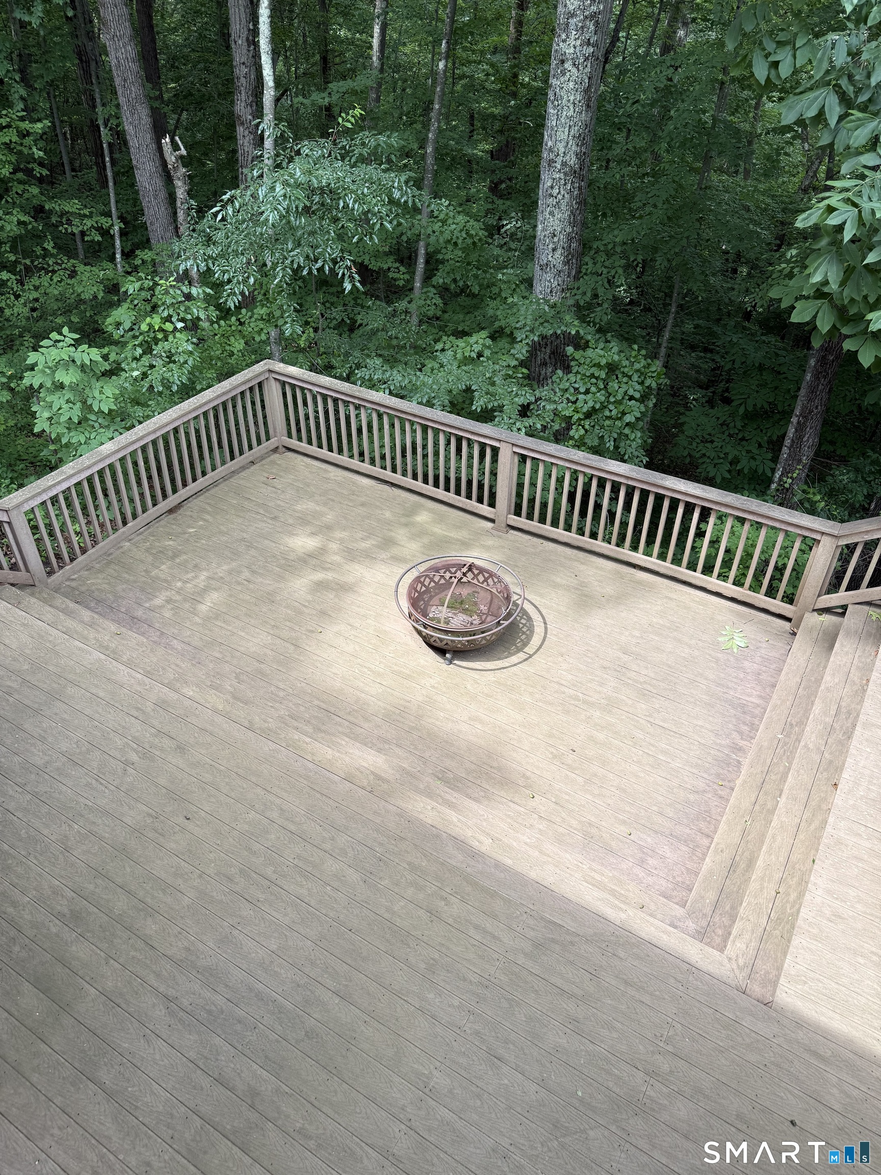 405 Washington Drive Middlebury CT 06762