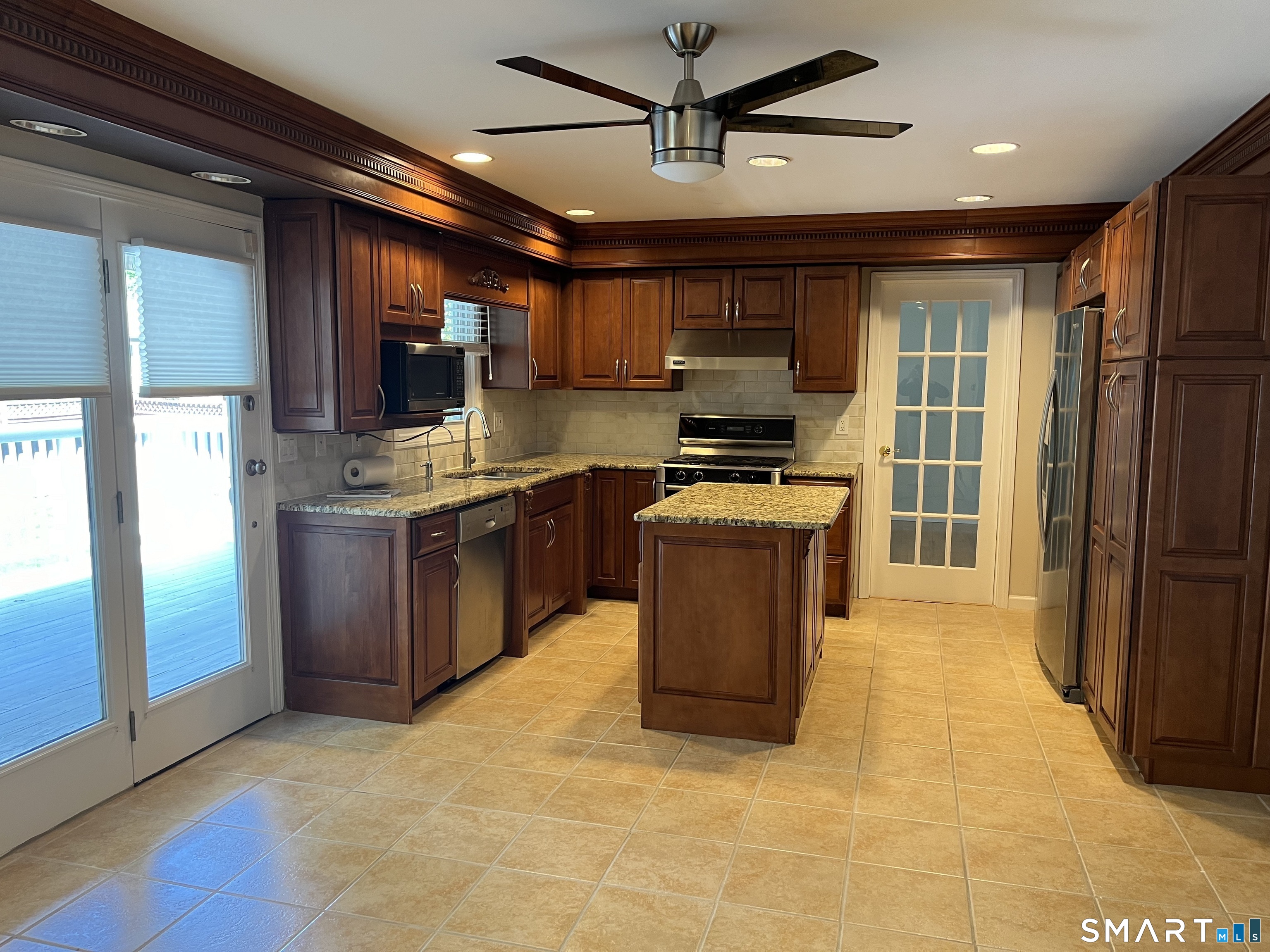 476 Wilson Street Fairfield CT 06825